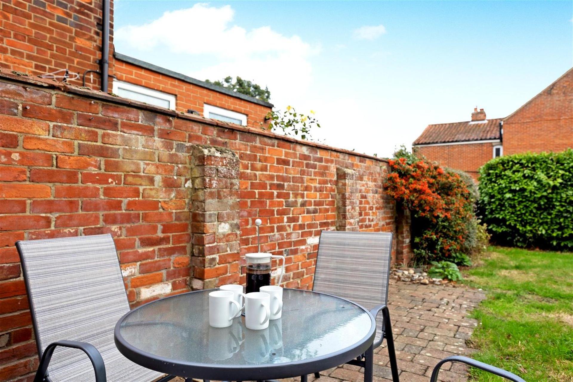 Stunning Ground Floor Apartment Near Southwold Bagian luar foto